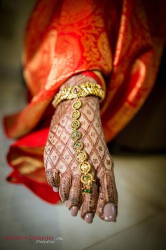 bridal mehndi designs for hands and legs
