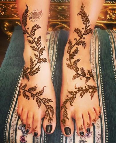 bridal mehndi designs for legs for marriage