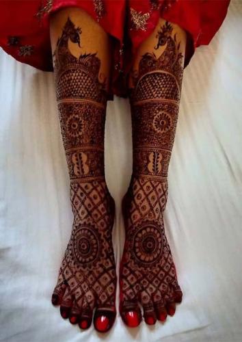 dubai mehndi designs for legs