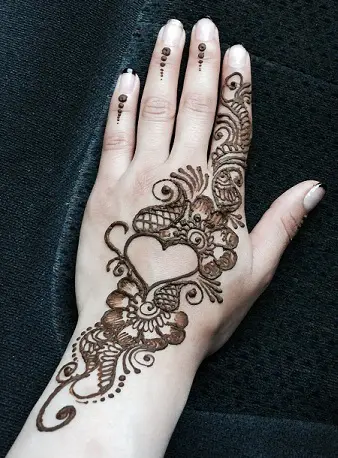 simple mehndi designs right hand back side